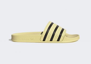 adidas Originals Adilette (9000136801_66561) - adidas Originals - 