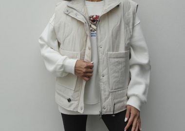 ALEXIE γυναίκειο καπιτονέ αμάνικο μπουφάν εκρου - SOU - 