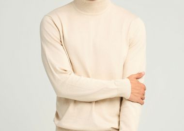 Ανδρική πλεκτή μπλούζα με ψηλή λαιμόκοψη - FUNKY BUDDHA - 