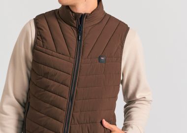 Ανδρικό αμάνικο καπιτονέ μπουφάν - FUNKY BUDDHA - 