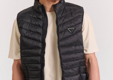 Ανδρικό αμάνικο καπιτονέ μπουφάν - FUNKY BUDDHA - 