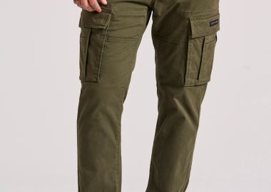 Ανδρικό comfort cargo παντελόνι με cuffed τελείωμα - FUNKY BUDDHA - 