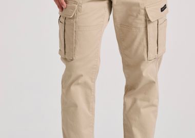 Ανδρικό comfort cargo παντελόνι με cuffed τελείωμα - FUNKY BUDDHA - 
