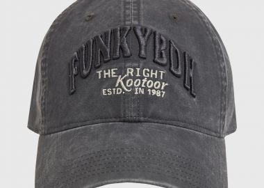 Ανδρικό καπέλο με branded κέντημα - FUNKY BUDDHA - 