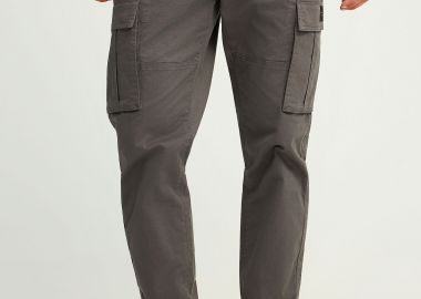 Ανδρικό regular fit cargo παντελόνι με cuffed τελείωμα - FUNKY BUDDHA - 