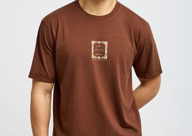 Ανδρικό relaxed t-shirt με τύπωμα στην πλάτη - FUNKY BUDDHA - 