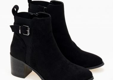 Ankle boots με χοντρό τακούνι και suede υφή - Μαύρο - Issue - 