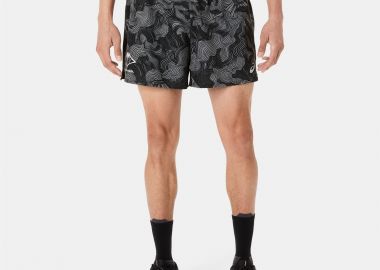 ASICS FUJITRAIL ALL OVER PRINT 5IN RUNNING SHORT ΜΑΥΡΟ - ASICS - 