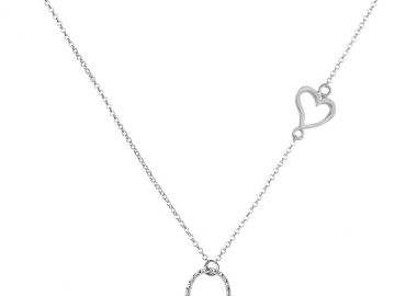 Ασημένιο κολιέ με το γράμμα “Ω” με καρδιά -  - 