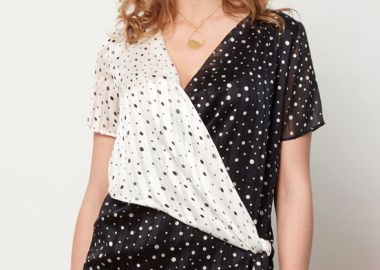 ΑΣΠΡΟΜΑΥΡΗ ΠΟΥΑ ΚΡΟΥΑΖΕ ΜΠΛΟΥΖΑ - Anna Raxevsky - 