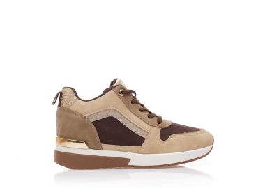 Αθλητικά καφέ και μπεζ σουέτ με μεταλλική λεπτομέρεια και εσωτερικό τακούνι ΚΑΦΕ - Tsoukalas - 