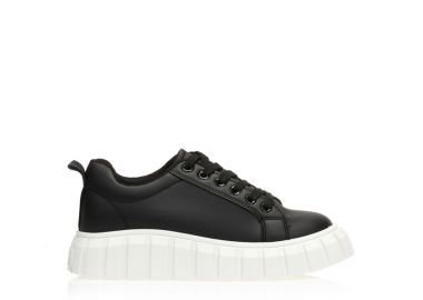 Αθλητικά μαύρα δερματίνη με ιδιαίτερο σχέδιο στη σόλα ΜΑΥΡΟ - Tsoukalas - 