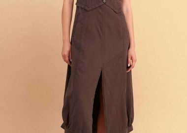 Attrattivo γυναικείο midi αμάνικο denim φόρεμα - 9923114 Καφέ - ATTRATTIVO - 