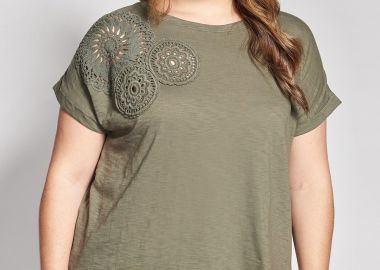 Βαμβακερή μπλούζα φλάμα με μοτίφ στον ώμο -  - 