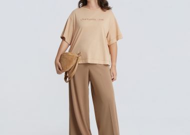 Βαμβακερό boxy t-shirt με logo “charismatic you” - MAT FASHION - 