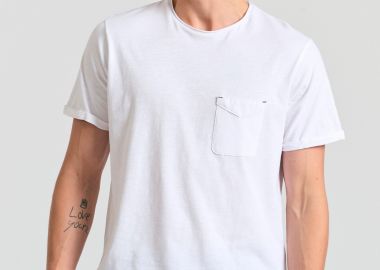 Βαμβακερό t-shirt με τσέπη στο στήθος Garage 55. - GARAGE 55 - 