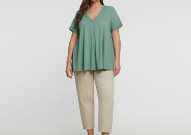 Βαμβακερό t-shirt με V-λαιμόκοψη & πιέτα - MAT FASHION - 