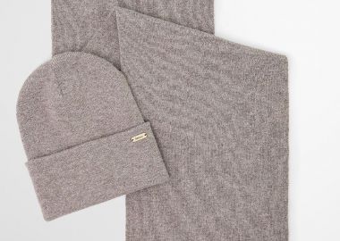 Barbour Winona Beanie and Scarf Gift Set LGS0097BE11 Πούρου - Barbour - 