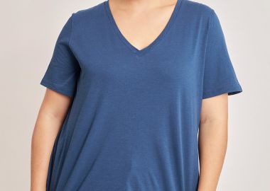 Basic βαμβακερή μπλούζα με ασύμμετρες άκρες -  - 