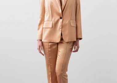 BCBGMAXAZRIA γυναικείο σατέν σακάκι με λεπτομέρεια στην πλάτη - 23SRJ193VI06 Σομόν - BCBGMAXAZRIA - 