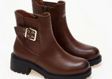 Biker boots με λάστιχο και μεταλλικές λεπτομέρειες - Κάμελ - Issue - 
