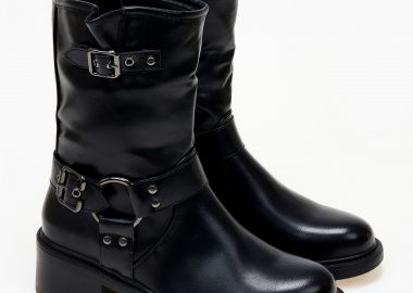 Biker boots με ζώνη και αγκράφες - Μαύρο - Issue - 