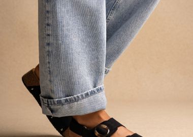BOTEGGA 22 Flatform σανδάλια με αγκράφα - OM221-25 - Μαύρο Σουέτ - BOTEGGA 22 - 