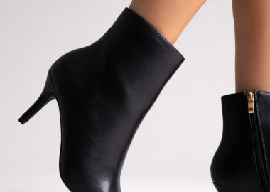 BOTEGGA 22 Μποτάκια με Μυτερή Μύτη και Τακούνι Stiletto - G16 - Μαύρο Ματ - BOTEGGA 22 - 