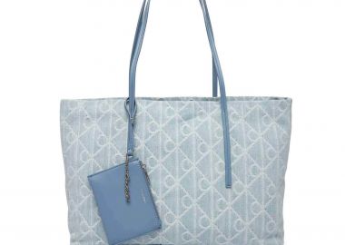 Calvin Klein Jeans γυναικεία denim τσάντα tote με pouch και all-over monogram - LV04F3428G Denim Blue Ανοιχτό - CALVIN KLEIN JEANS - 