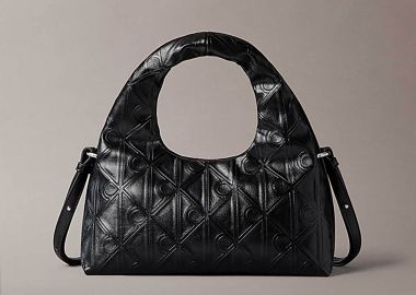 Calvin Klein Jeans γυναικεία τσάντα χειρός με all-over logo print - LV04F3200G Μαύρο - CALVIN KLEIN JEANS - 