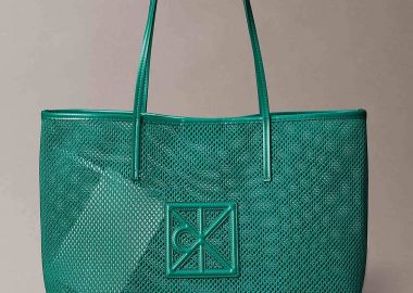 Calvin Klein Jeans γυναικεία τσάντα tote με διάτρητο σχέδιο και monogram - LV04F3380G Πράσινο - CALVIN KLEIN JEANS - 