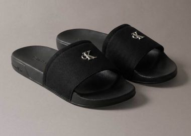 Calvin Klein Jeans γυναικείες σαγιονάρες με monogram - HW0HW02960 Μαύρο - CALVIN KLEIN JEANS - 