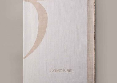 Calvin Klein Jeans γυναικείο φουλάρι με λογότυπο - LV04F8085G Μπεζ - CALVIN KLEIN JEANS - 