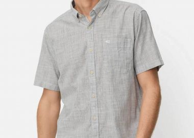 Camel Active ανδρικό κοντομάνικο πουκάμισο button down με ψιλό ριγέ σχέδιο και τσέπη με κεντημένο monogram Regular Fit - C261-409262-7S62 Υπόλευκο - CAMEL ACTIVE - 