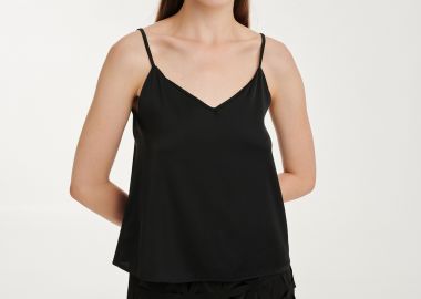 Camisole in Black - Cutcuutur - 