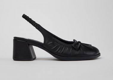 Camper γυναικεία δερμάτινα mules 