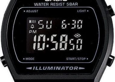 CASIO Collection - B-640WB-1B, Silver case with Stainless Steel Bracelet - Casio - 