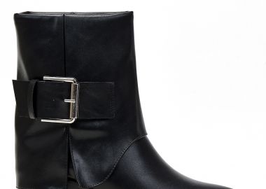 Χαμηλά cowboy μποτάκια με διακοσμητικό ζωνάκι - Μαύρο - Issue - 