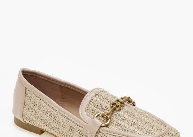 Χαμηλά loafers με σχέδιο ψάθας και αγκράφα - Πούρο - Issue - 