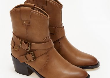 Χαμηλά μποτάκια cowboy με αγκράφες - Πούρο - Issue - 