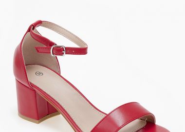Χαμηλά πέδιλα με κλειστή φτέρνα, χοντρό τακούνι και μπαρέτα - Κόκκινο - Issue - 