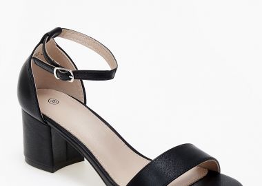 Χαμηλά πέδιλα με κλειστή φτέρνα, χοντρό τακούνι και μπαρέτα - Μαύρο - Issue - 