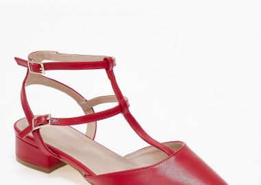 Χαμηλές εξώφτερνες γόβες, μυτερές, με μπαρέτα - Κόκκινο - Issue - 