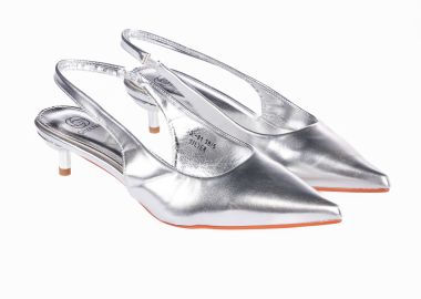 Χαμηλές slingback γόβες με λεπτό τακούνι - Ασημί - Issue - 