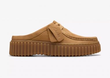 Clarks γυναικεία δερμάτινα mules 