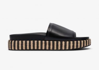 Clarks γυναικεία δερμάτινα mules 
