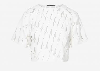 Cropped T-Shirt with Reglan Sleeves In White - Cutcuutur - 