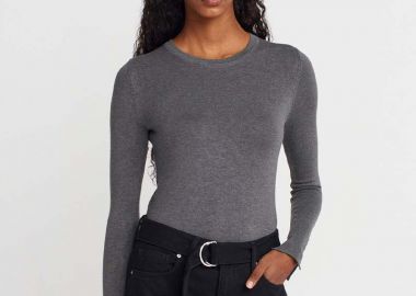 Crysta γυναικεία πλεκτή μπλούζα με στρόγγυλη λαιμόκοψη και χρυσά διακοσμητικά κουμπιά γκρι - SOU - 