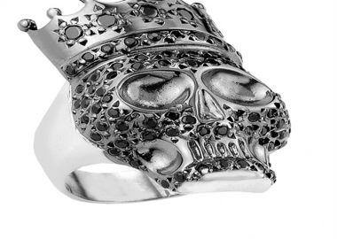 Δαχτυλίδι από ασήμι με νεκροκεφαλή από πέτρες ζιργκόν -  - 
