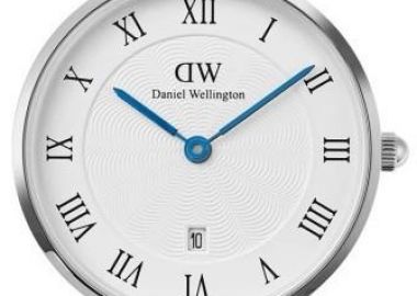DANIEL WELLINGTON Petite Roman Numerals Date - DW00100859, Silver case with Stainless Steel Bracelet - Daniel Wellington - 